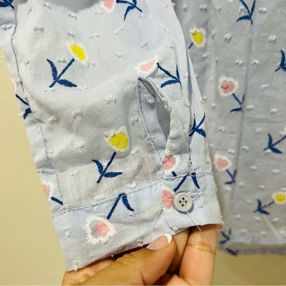 NWT Baby Blue Button Up Blouse with Floral Embroidery and Swiss Dots Sz. Medium - Picture 4 of 10